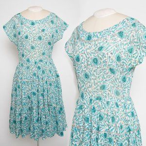 VINTAGE 50s Nylon Patio Dress - MEDIUM